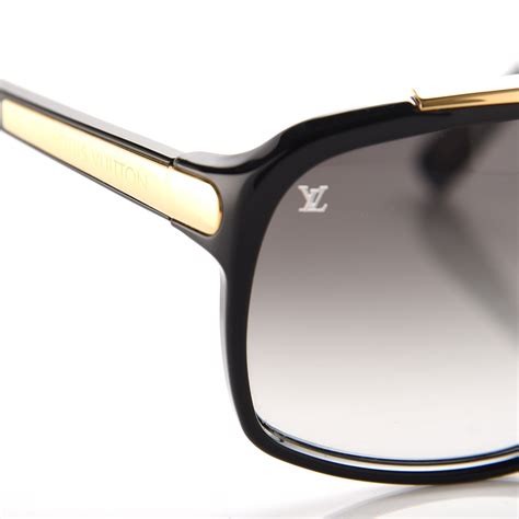 louis vuitton eyewear manufacturer.